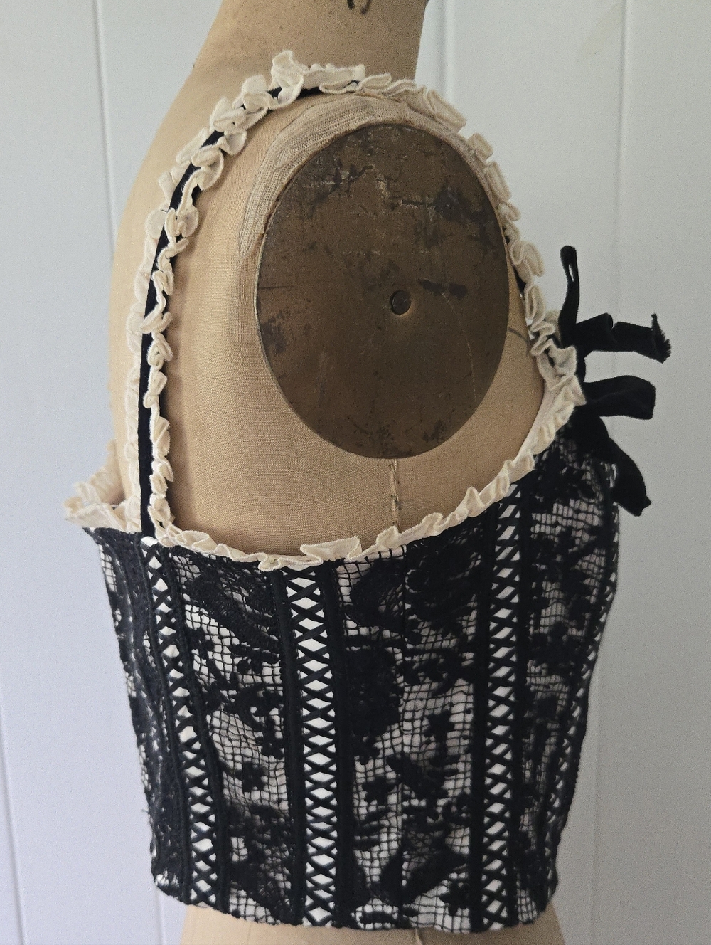 La Femme En Noir Sleepy Hollow Van Tassel Bustier - Picture 2 of 9